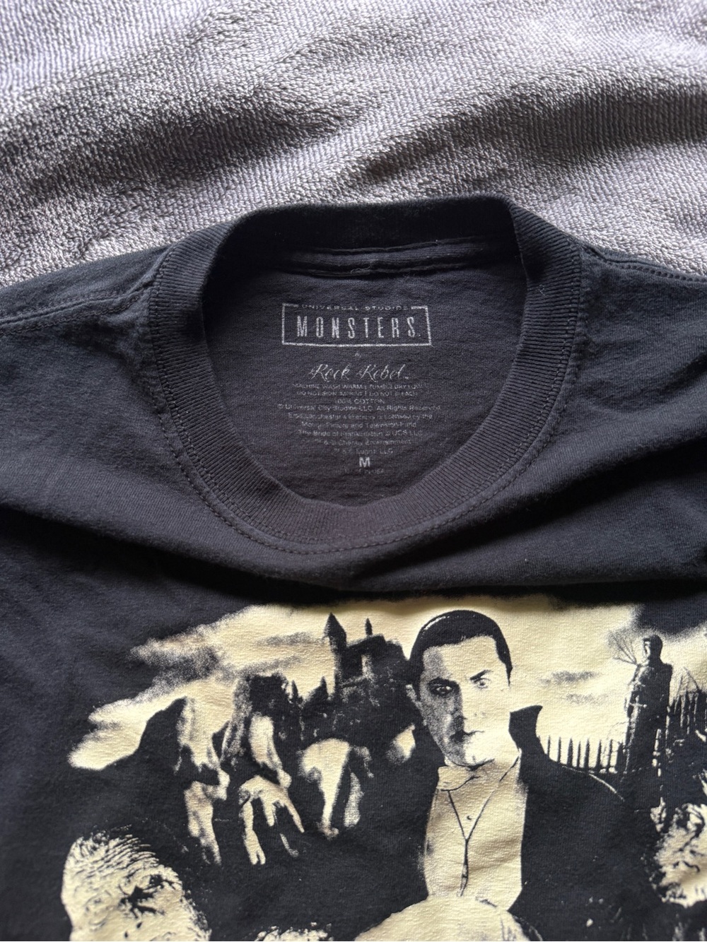 Monsters Black Graphic T-Shirt Rock Rebel Size M Glow in the dark - Picture 3 of 3